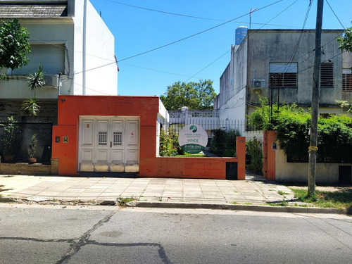 Imagen 9 de 17 de Casa / Lote Para Actualizar - Excelente Ubicacion.