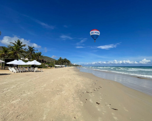Re/max 2 Mil Vende Excepcional Lote De Terreno De 500 Mts Cuadrados, Ubicado Estratégicamente Junto A La Prestigiosa Urbanización La Llovizna, En Venta En El Sector El Hato, Municipio Arismendi