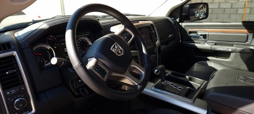Imagen 18 de 25 de Ram 1500 Caja 6ta Solo 500 Km Muchos Accesorios 2022 Us