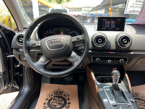 Audi A3 1.8 Sedán Attraction Plus At