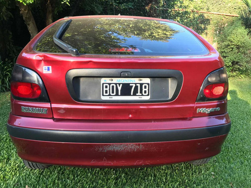 Imagen 11 de 13 de Renault Megane 1997 2.0 Rxe