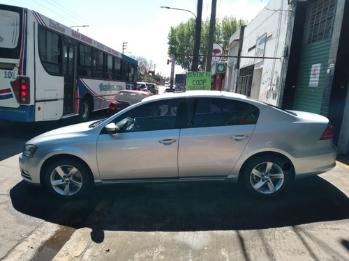 Imagen 9 de 14 de Volkswagen Passat 2012 1.8 Confort Tsi 160cv Permuto Financi
