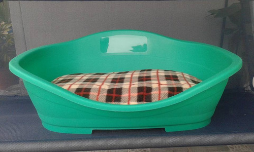 Cama Plastica Para Mascota + Cojin, Tamaño Mediano $ 6.500