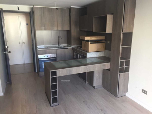 Imagen 2 de 6 de Lindo Departamento Lira 211 Santiago