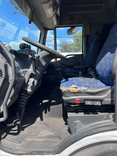 Imagen 5 de 8 de Iveco Cursor 330