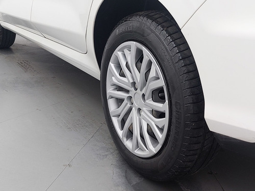 Fiat Cronos 1.3 FIREFLY FLEX DRIVE MANUAL