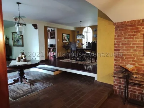 Casa En Venta La Tahona
