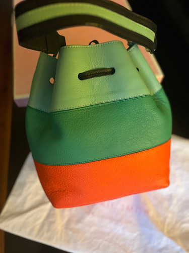 Cartera Bolso Jackie Smith Playero Muuuy Hermosa Y Canchera Multicolor Rayas Níquel Azul Marino (Usado)