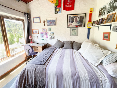 Casa En Venta De 4 Dorm. En Lo Barnechea