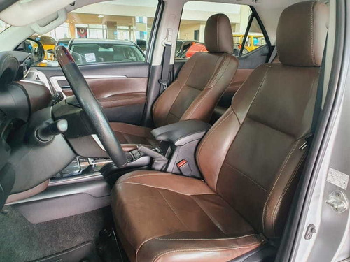 Toyota Hilux Sw4 Sr 2.7 - 7 Lugares
