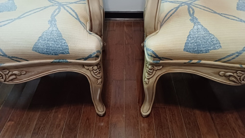 2 Poltronas Grandes Espanholas Luxuosas Não Envio (Usado)