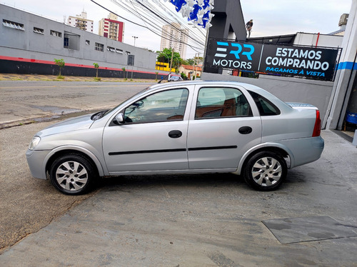 Chevrolet Corsa Sedan 1.8 Maxx Flex Power 4p