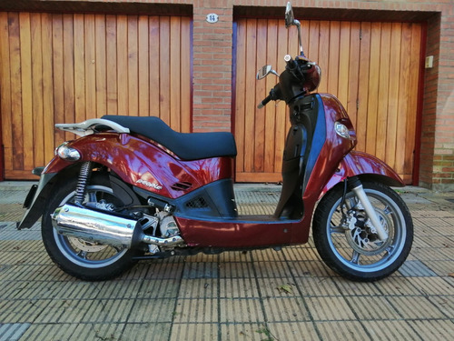 Kymco People 250