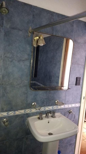 Venta Casa - Caseros - Luminosa - Jardin - Cocheras