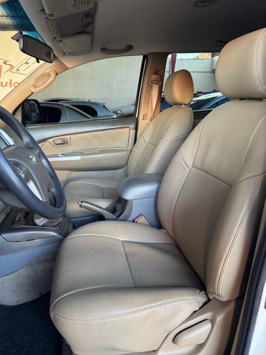 Toyota Hilux SW4 2.7 Sr 5l 4x2 Flex 5p