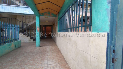 Imagen 18 de 19 de Economico Apartamento En Venta En Maracay Estef 23-8113