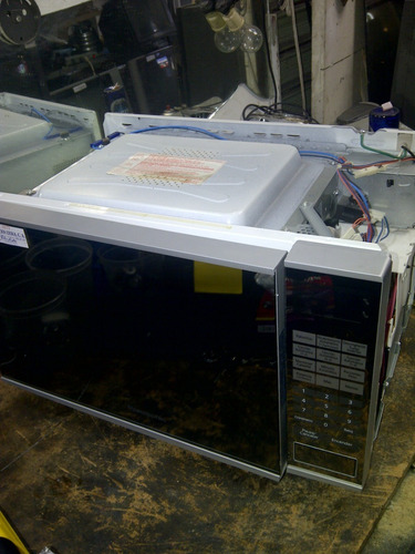 Imagen 5 de 8 de Guarenas Caracas Reparacion De Microondas Y Tarjetas