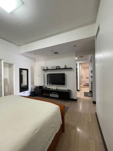 Cv-1470 Zona Norte Townhouse Residencias Pozo Viejo Avenida Universidad