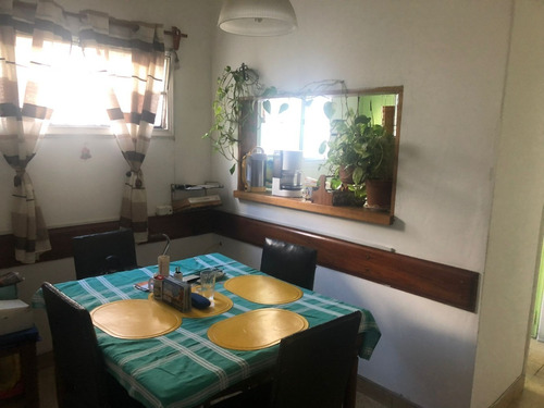 Casa Ph De Altos En Barrio Sur Macari Vende