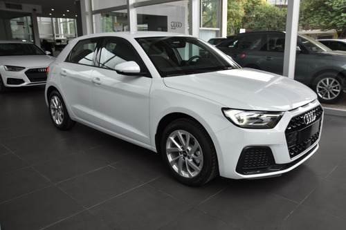 Autonea A1 Sportback 30 Tfsi 116 Cv S Tronic 2021. 0km