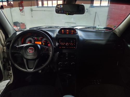 Imagen 17 de 20 de Fiat Palio Weekend Adventure Locker Gnc