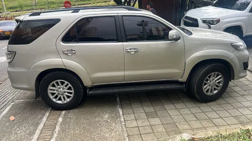 Toyota Fortuner 2.7l 4x2