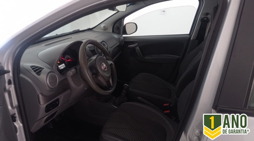 Imagem 8 de 13 de Fiat Palio 1.0 Attract. 2015