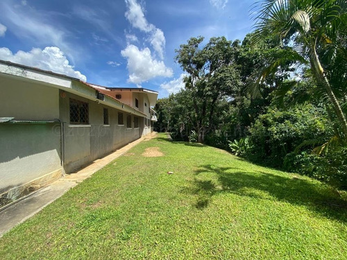 Casa En Venta 21-15267 En Valle Arriba