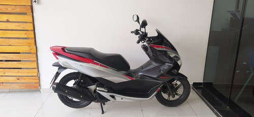 Imagem 5 de 9 de Honda Pcx 150 Sport 2018 Tebi Motos