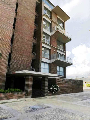 Imagen 1 de 11 de Se Vende Apto 147m2 3h+s/3.5b+s/2p Alto Hatillo