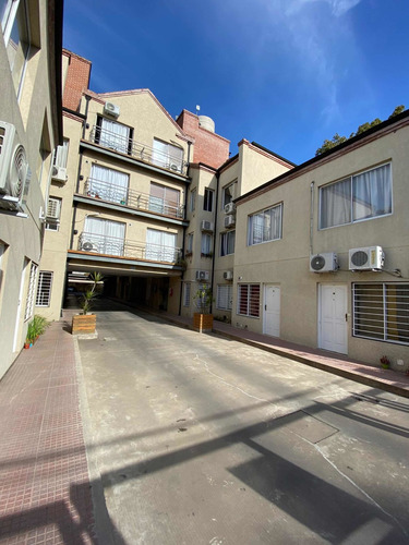 Imagen 3 de 13 de Venta- Deptos 3 Ambientes Con Cochera ! Muy Buen Precio!