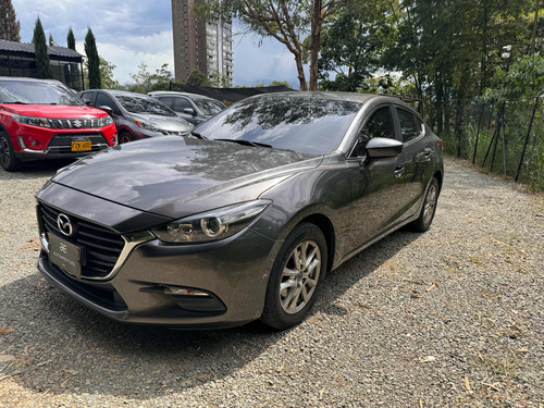 Mazda 3 2.0 Prime