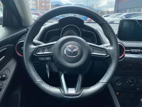 Mazda 2 1.5 Touring Carbon Edition