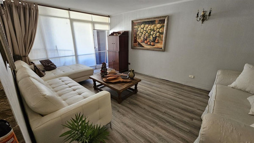 Excelente Departamento Con La Mejor Ubicación En Providencia