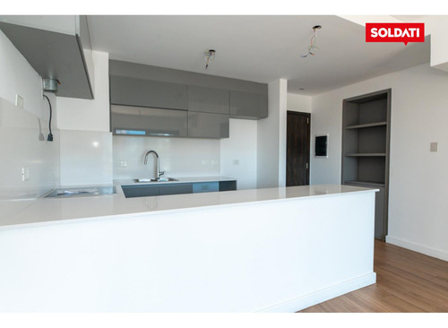 Venta Departamento 2 Ambientes Al Contrafrente - Palermo, Pride Oro