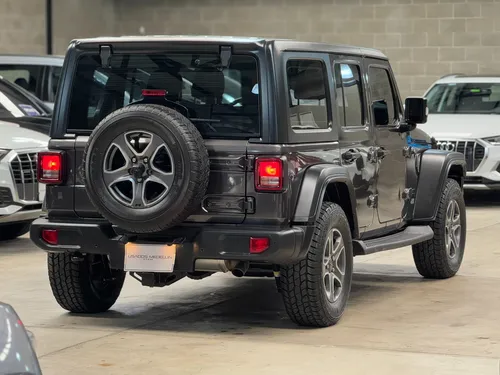 Jeep Wrangler 3.6 Sport Unlimited
