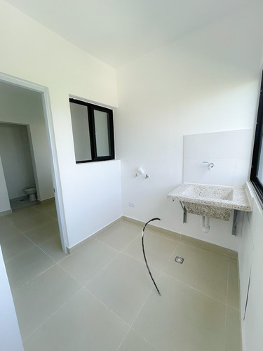 1er Nivel Con Patio Y Piscina Proximo Al Homs