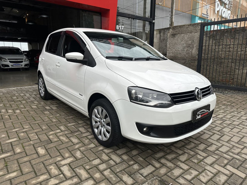 Volkswagen Fox 1.0 Mi Total Flex 8V 5p