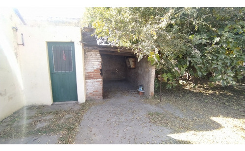Se Vende Propiedad En Almafuerte, Bº Parque, Calle Chile