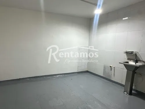 Bodega En Arriendo En Playa Rica. Cod A775865