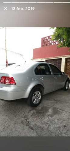 Volkswagen Bora 2.0 Trendline 115cv 2009