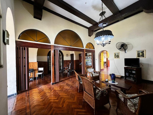 Local Comercial En Alquiler / Casona / Oficina