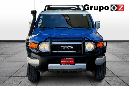 Toyota Fj Cruiser 3p Premium Aa Ee Ra Abs 4x4 At
