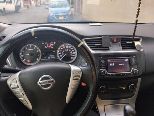 Nissan Sentra 1.8 Advance At