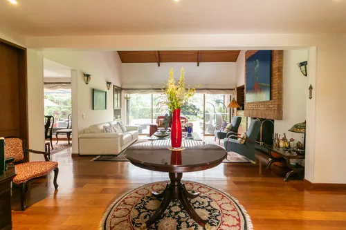 Casa En Arriendo/venta En Guaymaral. Cod V1088042