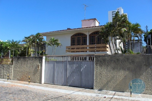 Imagem 1 de 15 de Excelente Casa Residencial E Comercial No Bairro De Lagoa Nova - V-11391