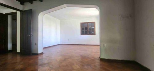 Venta Casa Amplia Las Condes Excelente Ubicación