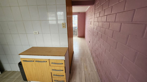 Departamento En Venta De 3 Dorm. En Cerrillos