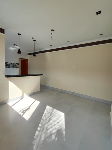Casa Nova Com Piscina Próximo Da Praia.