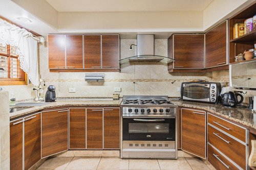 Imagen 30 de 30 de Venta Casa De 5 Ambientes En Barrio Malvinas Boulogne San Isidro